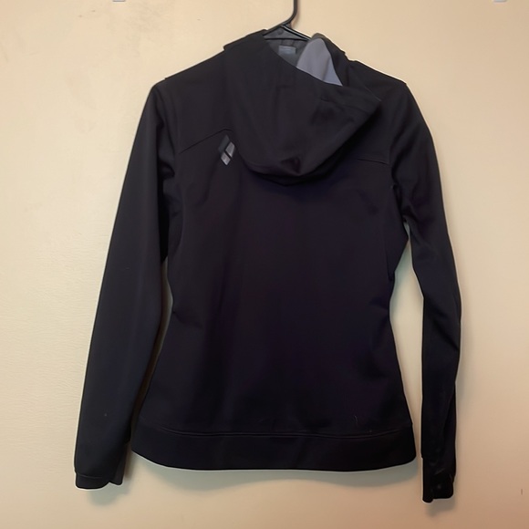 BlackDimond soft shell fell zip jacket, good wind protection,light fleece inside - Picture 2 of 8